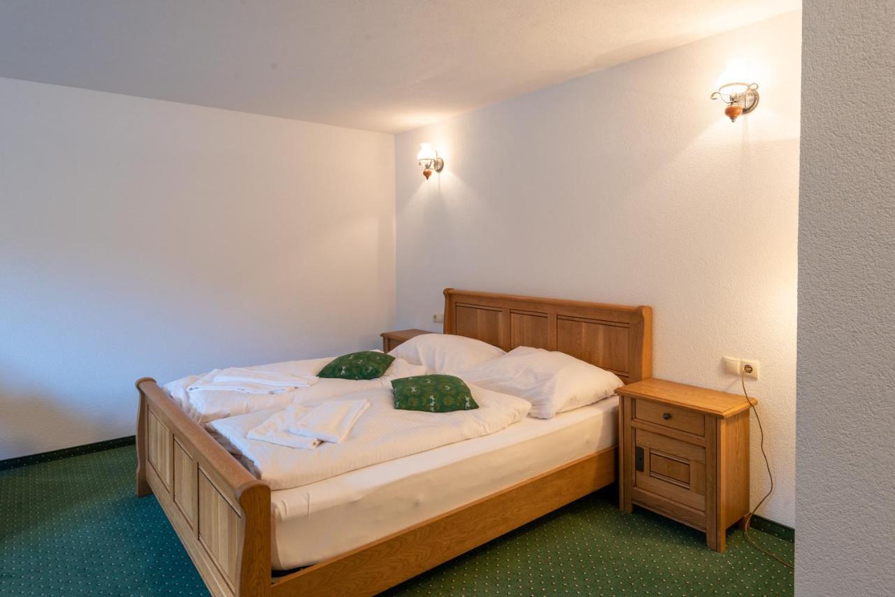 Ferienwohnungen Hirschen Bichlbach Luaran gambar